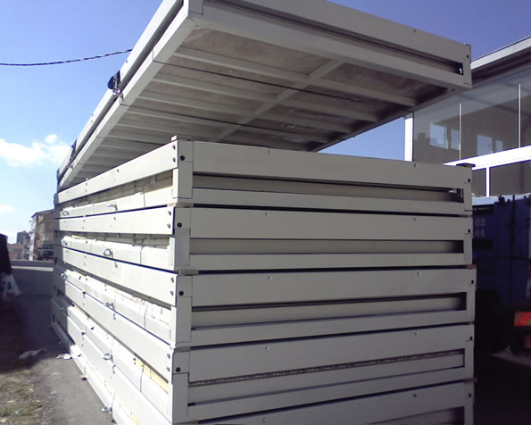 Cabin homes for oilfields