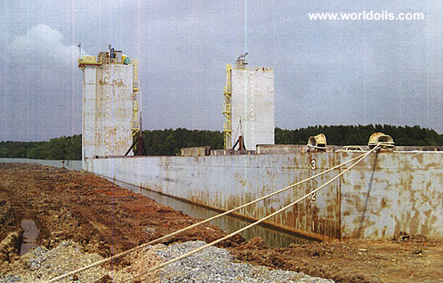 13,800 DWT Submersible Barge
