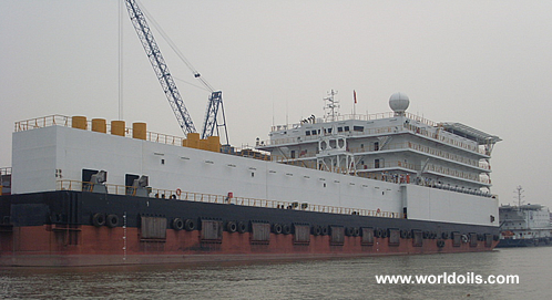 120M Pipe Laying Barge for Charter
