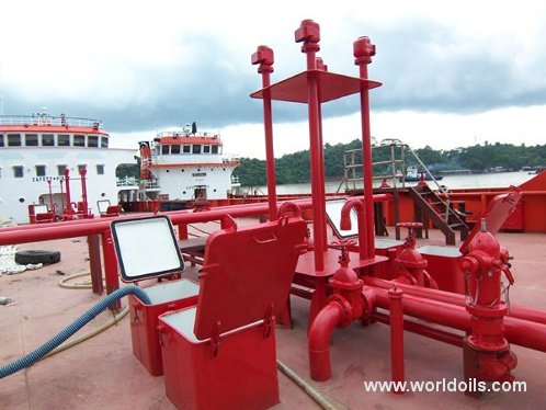 2500 KL Self Propelled Oil Barge for Sale