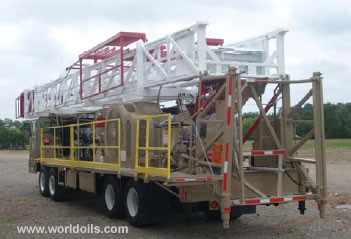375 HP Four Axle Carrier Mounted Workover Rig