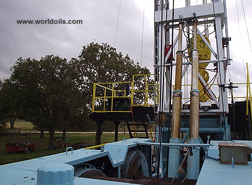 Carrier Mounted Rig - 650HP - For Sale