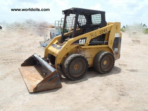 Caterpillar 236 Skid Steer of year 2006