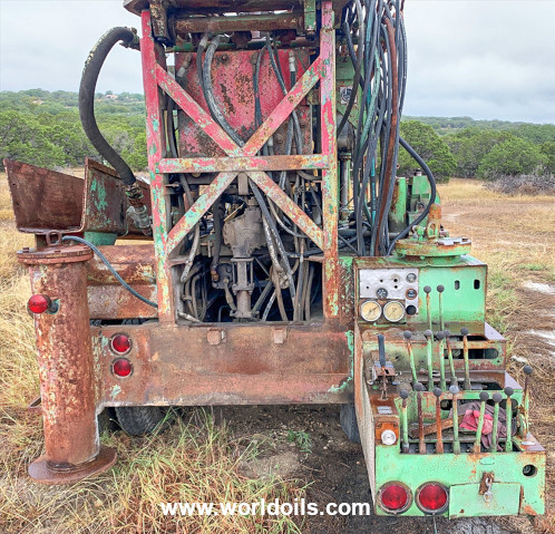 Chicago Pneumatic T-672W Rotary Used Drilling Rig for Sale