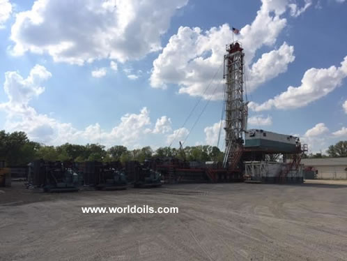 Crown 1000 Drilling Rig for Sale in USA