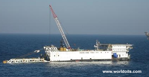 85M Pipe Laying Barge for Hire