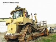 Caterpillar D8R II Used Crawler Bulldozer - 2004 built For Sale