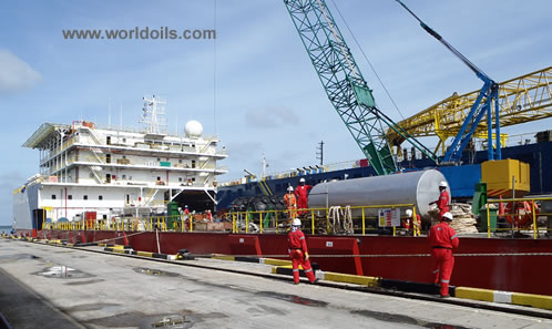 Pipelayer Barge - 137m in length - for Sale