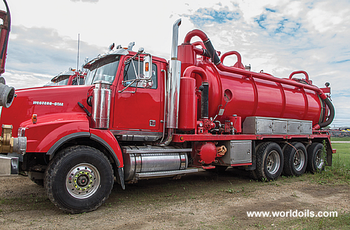 Vacuum Trucks for Sale 2003 built 